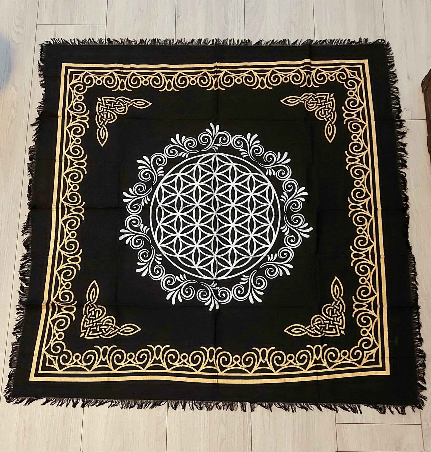 Fleurs de Vie (38×38)