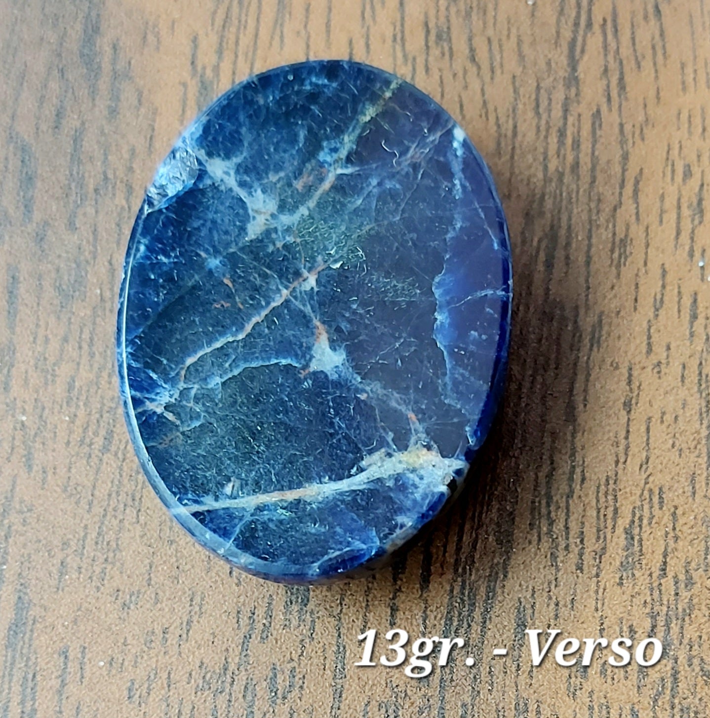 🌅 Médaillon des Marées Sauvages – Sodalite Coucher de Soleil (Grade A)