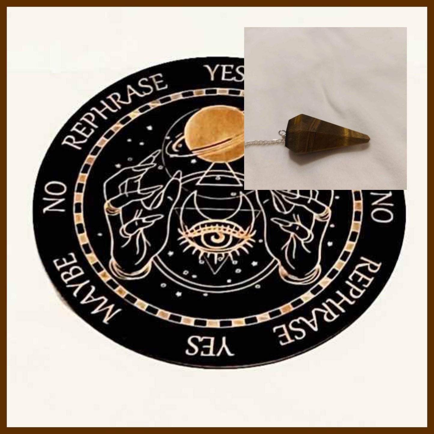 Duo de planches et pendules.