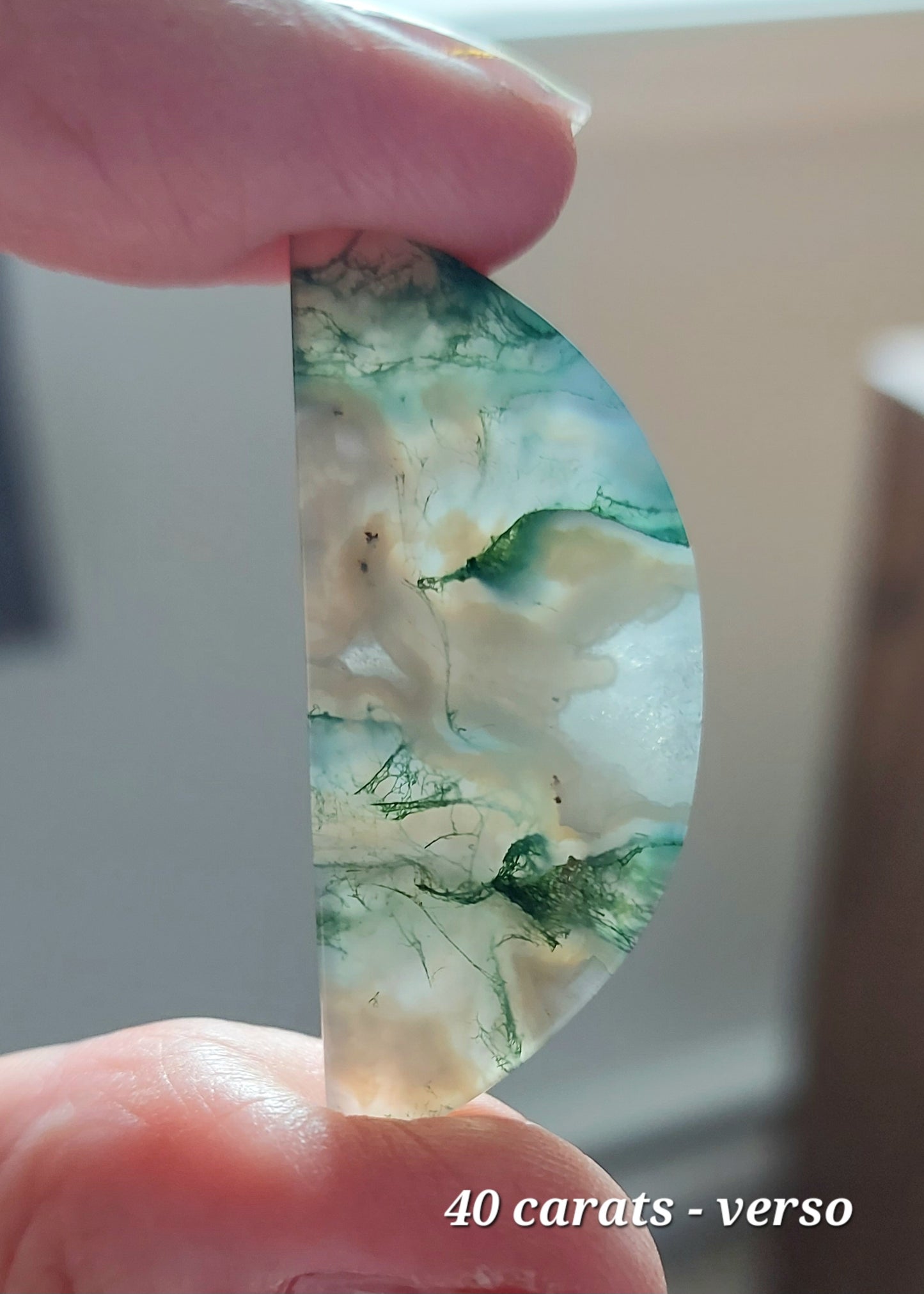 🌙 Croissant de Lune Sacré – Agate Mousse Verte d'Exception (Grade AAA)