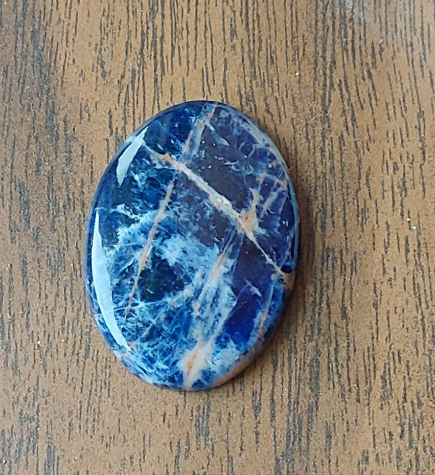 🌅 Médaillon Cosmique – Sodalite Coucher de Soleil (Grade AA)