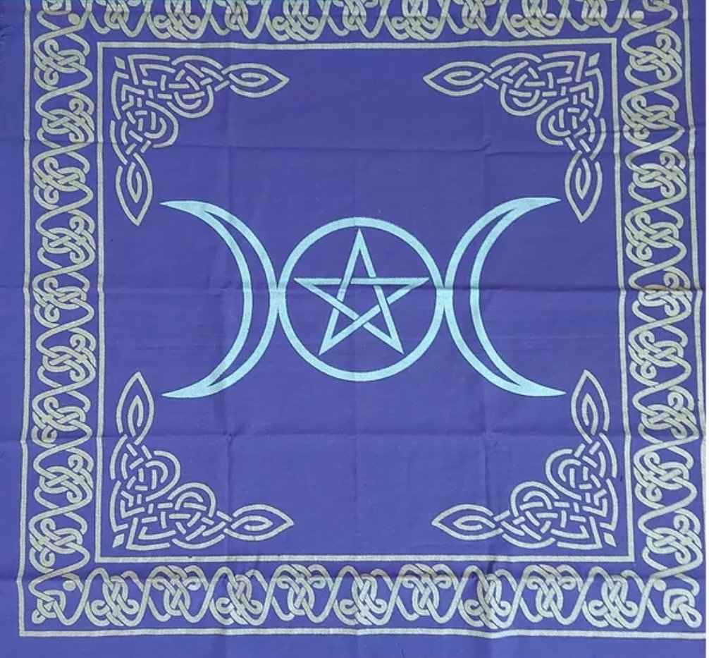 Triple Lune (24×24)