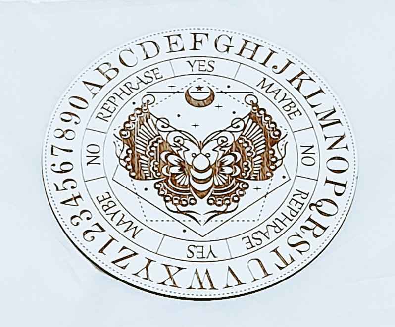 Duo planches et pendules.